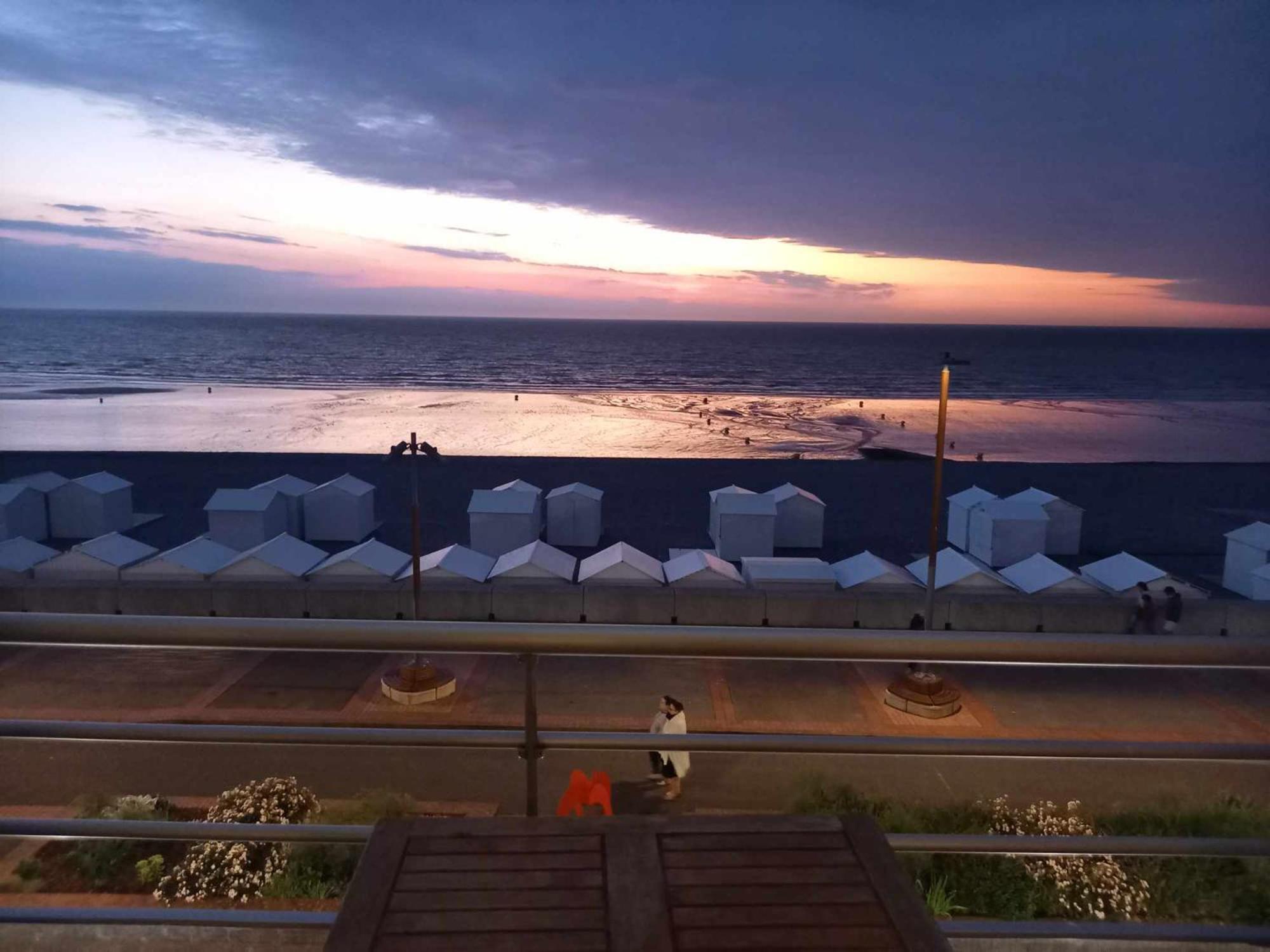 Face A La Mer By Corinne Mers-les-Bains Luaran gambar